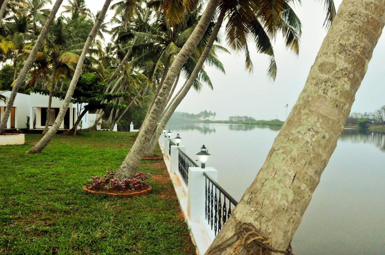 Voye Homes Majestic Retreat Resort Varkala Paravūr Exterior foto